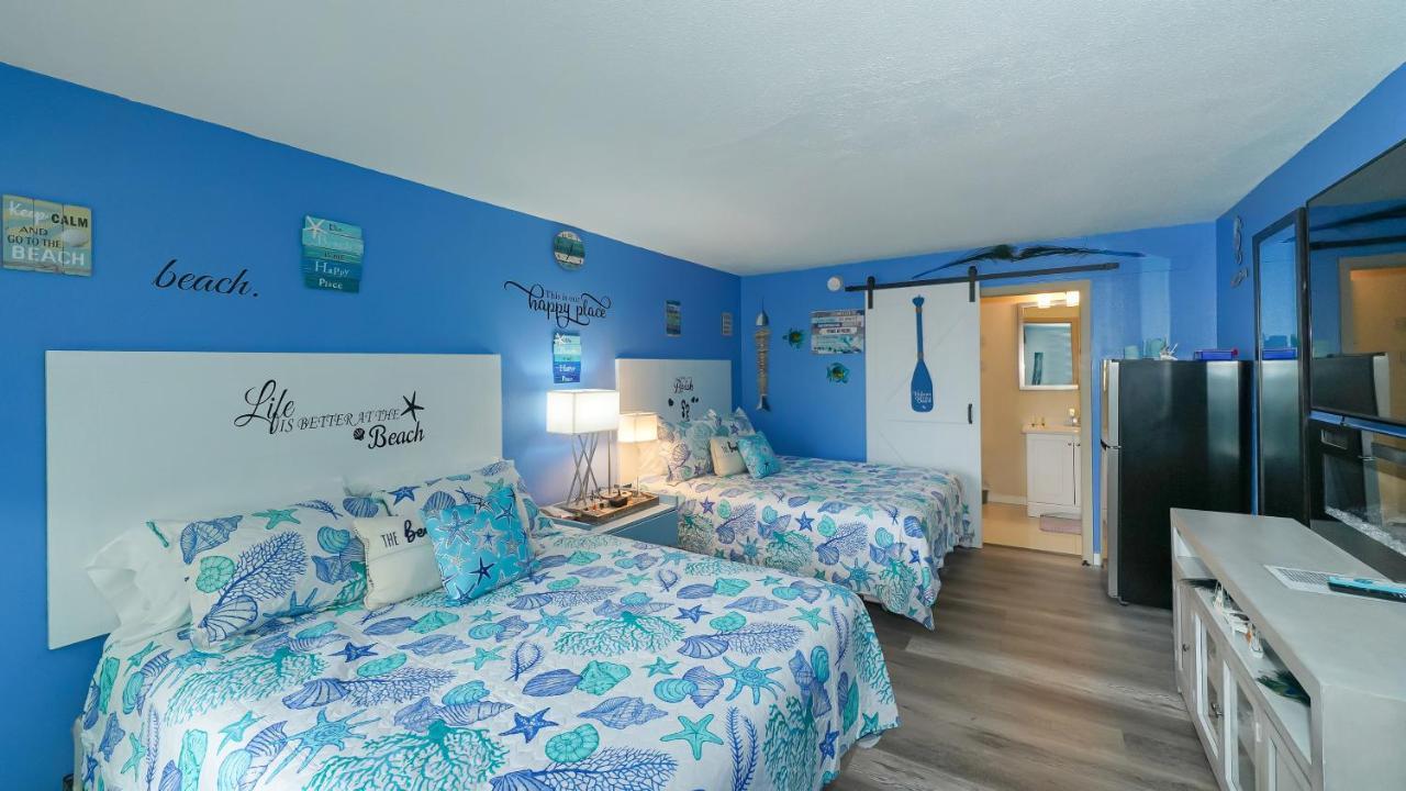 Heated Pool, Fireplace, 70" Tv, Waterfront & More! 萨拉索塔 外观 照片